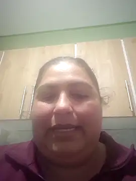 Snapshot of curvy_diva_ chatting on 10/01/25, 02:17 curvy diva  online show from 10/01/25, 02:17
