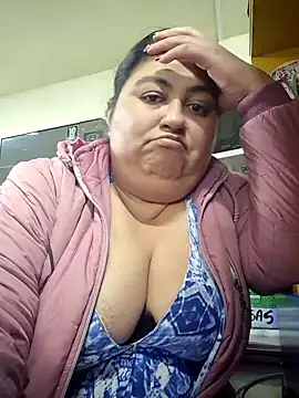Snapshot of curvy_diva_ chatting on 10/10/25, 11:15 curvy diva  online show from 10/10/25, 11:15