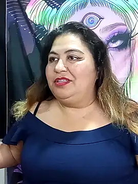 Snapshot of curvy_diva_ chatting on 10/18/25, 11:49 curvy diva  online show from 10/18/25, 11:49