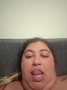 Snapshot of curvy_diva_ chatting on 11/10/25, 11:59 curvy diva online show from 11/10/25, 11:59