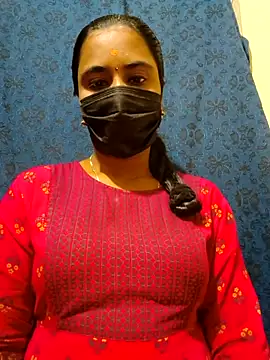 Snapshot of mini-queen chatting on 12/03/25, 09:29 mini-queen online show from 12/03/25, 09:29