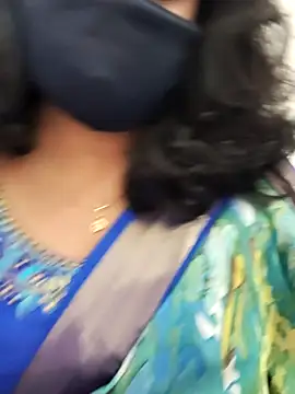 saritha29 online show from 09/30/25, 04:56