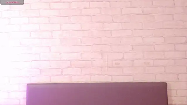 Ericha Stone online show from 10/12/25, 01:04