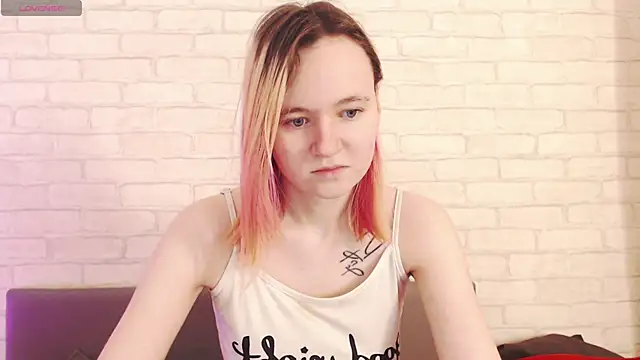 Snapshot of Ericha_Stone chatting on 02/28/26, 01:28 Ericha Stone online show from 02/28/26, 01:28
