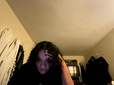 Prettyghost 666 online show from 09/15/25, 06:02
