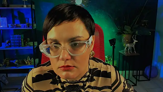 LauraDavidsons online show from 12/05/25, 04:47