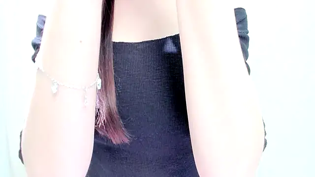 Nia-daozhu111 online show from 12/02/25, 10:31