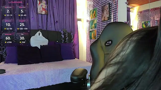 Moon Play online show from 10/09/25, 03:32