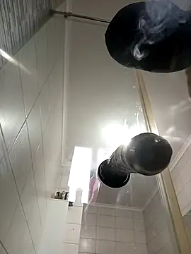 Snapshot of bomcasal chatting on 12/17/25, 04:46 bomcasal online show from 12/17/25, 04:46