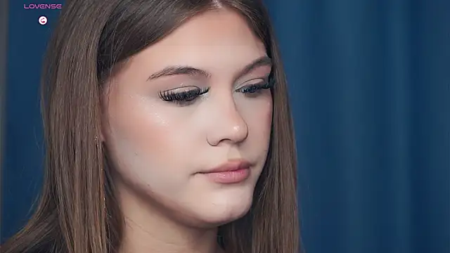 Snapshot of LilyHeupel chatting on 09/29/25, 06:40 LilyHeupel online show from 09/29/25, 06:40