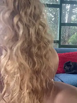 CattleyaSensual online show from 10/21/25, 07:25