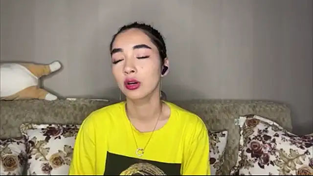 TAG MIGGI online show from 09/25/25, 04:27