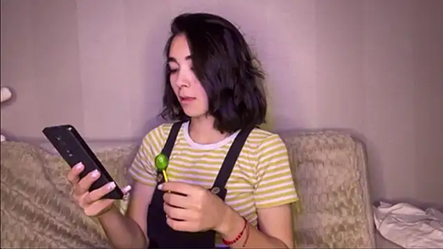 TAG MIGGI online show from 09/27/25, 07:08