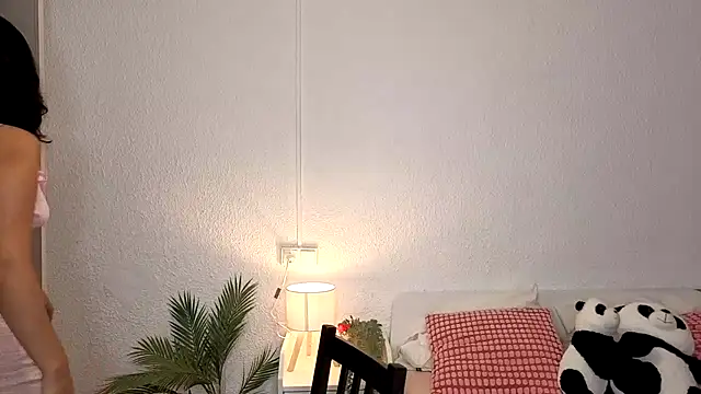 Snapshot of lillypanda chatting on 10/06/25, 07:00 lillypanda online show from 10/06/25, 07:00