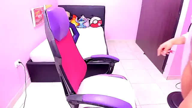 Snapshot of kitty_doll_squirt chatting on 10/08/25, 11:52 kitty doll squirt online show from 10/08/25, 11:52