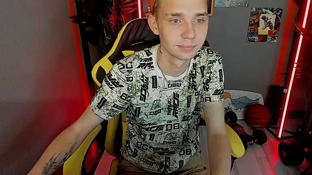 Snapshot of TimBlaks chatting on 09/22/25, 09:06 TimBlaks online show from 09/22/25, 09:06