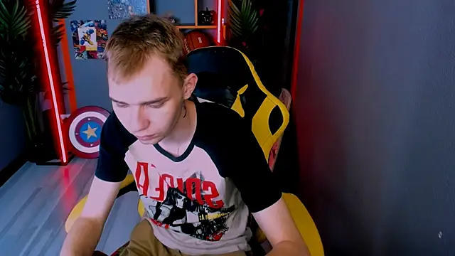 Snapshot of TimBlaks chatting on 11/08/25, 06:46 TimBlaks online show from 11/08/25, 06:46