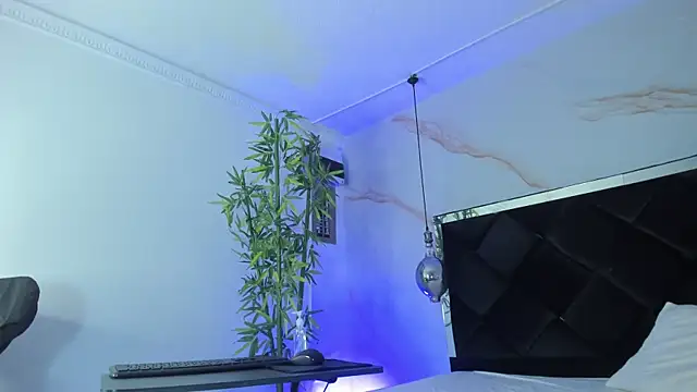 JadeMyst online show from 10/09/25, 07:23