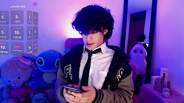 Snapshot of saanti_foxs chatting on 09/22/25, 02:02 saanti foxs online show from 09/22/25, 02:02