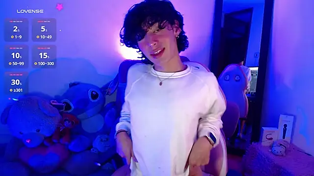 Snapshot of saanti_foxs chatting on 09/23/25, 03:20 saanti foxs online show from 09/23/25, 03:20