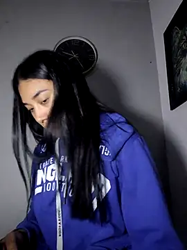 AmberGold- online show from 10/25/25, 08:22