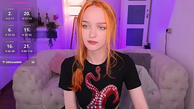 Snapshot of _pink_wassabi_ chatting on 10/08/25, 09:12  pink wassabi  online show from 10/08/25, 09:12