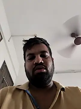 Snapshot of vinay_smalldick chatting on 11/25/25, 02:11 vinay smalldick online show from 11/25/25, 02:11