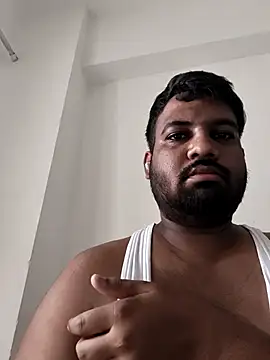 vinay smalldick online show from 07/24/26, 04:21