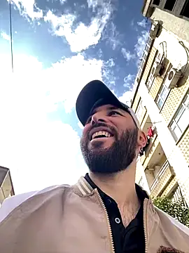 Snapshot of speddy34 chatting on 10/28/25, 10:08 speddy34 online show from 10/28/25, 10:08