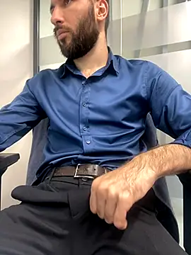 Snapshot of speddy34 chatting on 11/04/25, 07:29 speddy34 online show from 11/04/25, 07:29