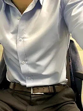 Snapshot of speddy34 chatting on 11/19/25, 07:30 speddy34 online show from 11/19/25, 07:30