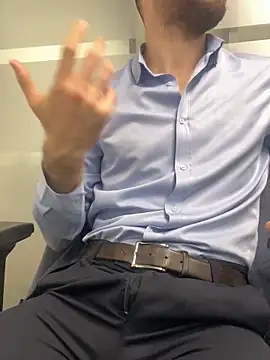 Snapshot of speddy34 chatting on 12/04/25, 06:44 speddy34 online show from 12/04/25, 06:44