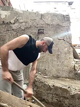 Snapshot of speddy34 chatting on 12/14/25, 10:09 speddy34 online show from 12/14/25, 10:09