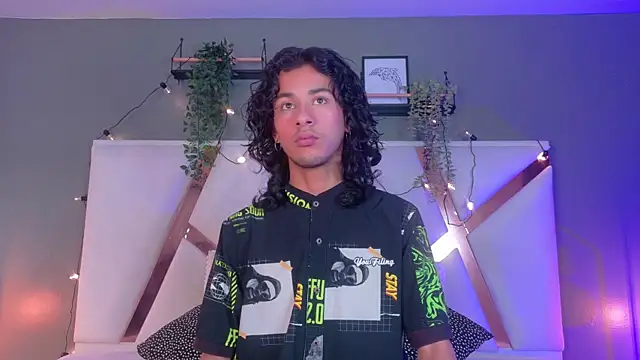 BenjiFiore  online show from 10/14/25, 07:36