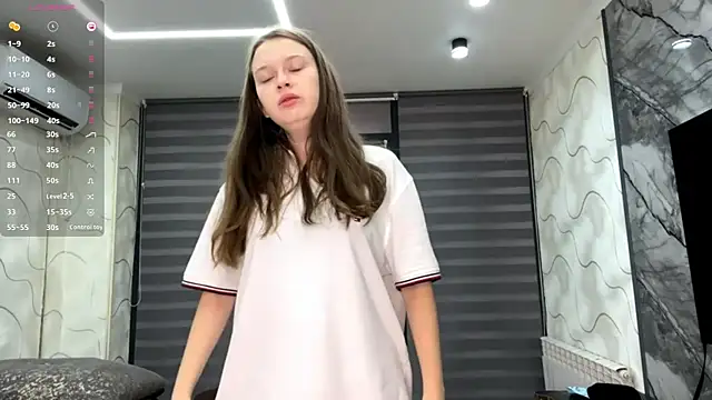 CharlynDini online show from 10/26/25, 05:24