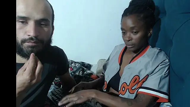 Snapshot of DAVE_NIRAK_RAN chatting on 09/23/25, 02:25 DAVE NIRAK RAN online show from 09/23/25, 02:25