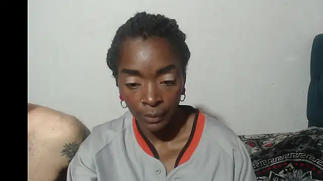 Snapshot of DAVE_NIRAK_RAN chatting on 09/24/25, 02:42 DAVE NIRAK RAN online show from 09/24/25, 02:42