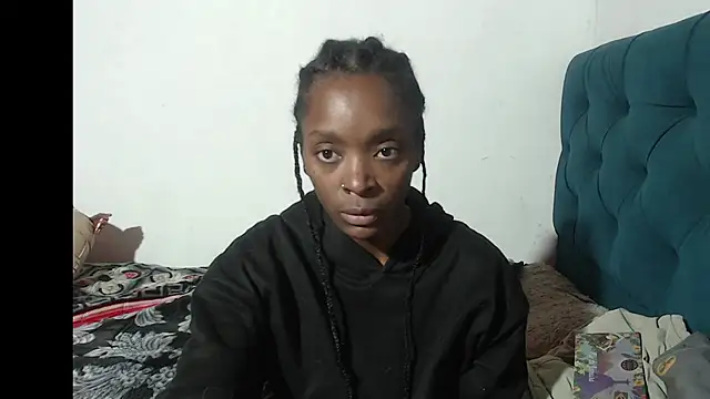 Snapshot of DAVE_NIRAK_RAN chatting on 11/04/25, 12:04 DAVE NIRAK RAN online show from 11/04/25, 12:04