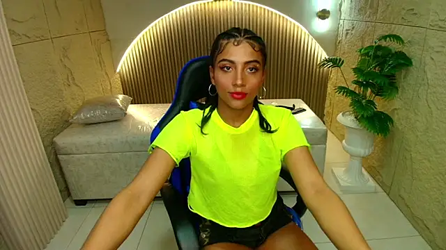 Snapshot of katty_berry_r chatting on 09/12/25, 07:58 katty berry r online show from 09/12/25, 07:58