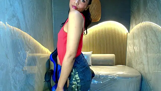 Snapshot of katty_berry_r chatting on 11/27/25, 12:29 katty berry r online show from 11/27/25, 12:29