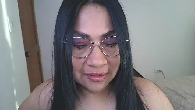 Snapshot of LissafeetHott chatting on 11/23/25, 10:09 LissafeetHott online show from 11/23/25, 10:09