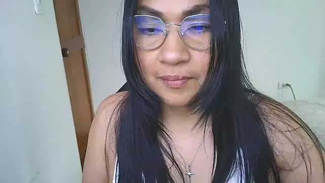 Snapshot of LissafeetHott chatting on 12/15/25, 09:52 LissafeetHott online show from 12/15/25, 09:52