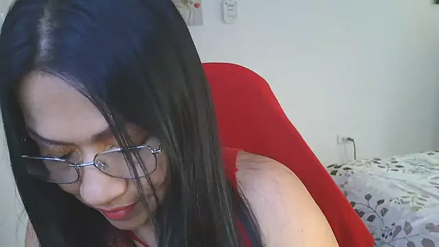 LissafeetHott online show from 05/18/26, 09:53