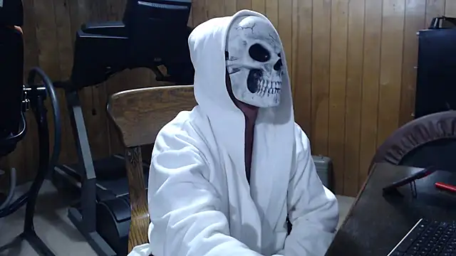 billy471 online show from 10/31/25, 04:08