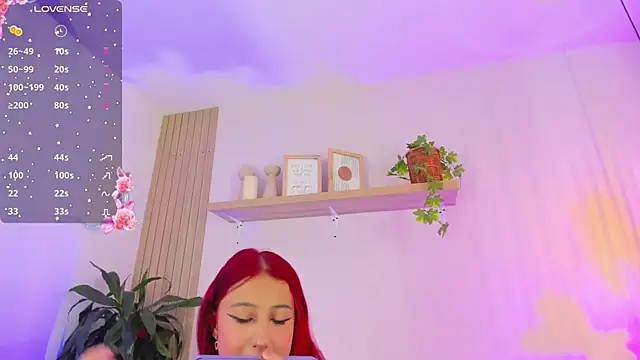 Snapshot of Cristalfoxy_ chatting on 12/03/25, 07:45 Cristalfoxy online show from 12/03/25, 07:45