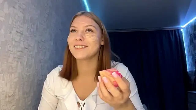 SwiiSweet online show from 10/21/25, 04:08