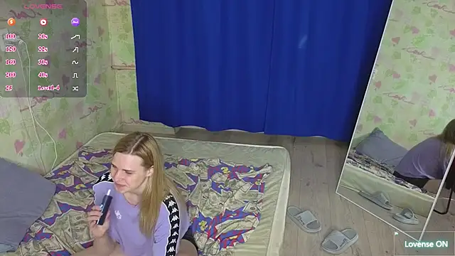 HelenMartines online show from 06/28/26, 06:58