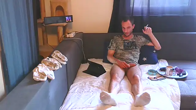 Snapshot of cum2camboys chatting on 06/06/26, 06:23 cum2camboys online show from 06/06/26, 06:23