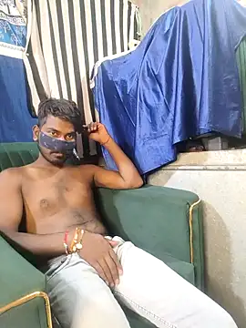 sexy-couple77 online show from 10/26/25, 04:46