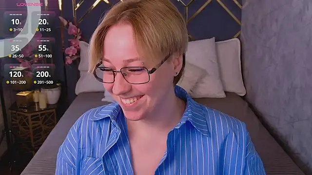 AlexandraGreen online show from 07/23/26, 09:24